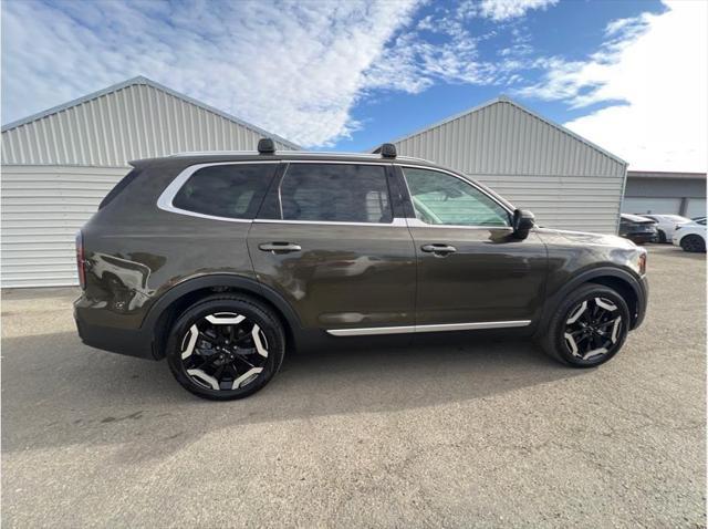 used 2024 Kia Telluride car, priced at $38,997