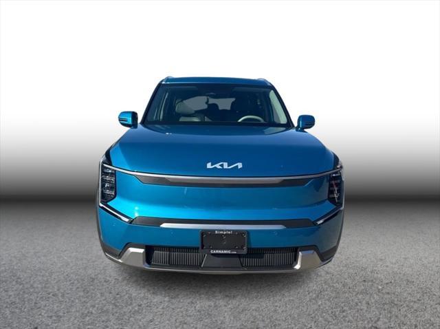 new 2025 Kia EV9 car, priced at $66,390