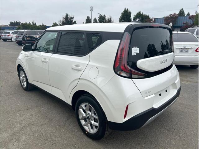 new 2025 Kia Soul car, priced at $22,955