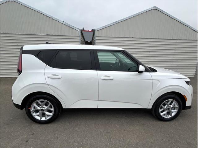 new 2025 Kia Soul car, priced at $22,955