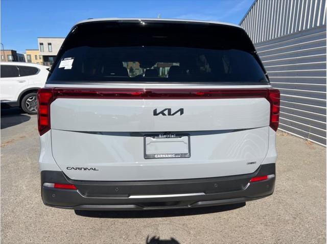 new 2025 Kia Carnival car, priced at $50,865