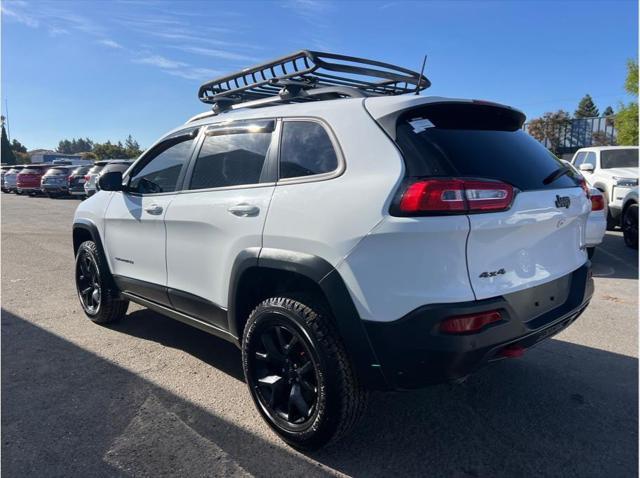 used 2018 Jeep Cherokee car, priced at $19,497