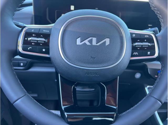 new 2025 Kia Carnival car, priced at $52,830