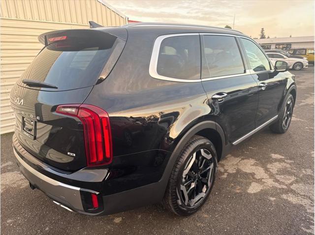 new 2025 Kia Telluride car, priced at $43,855