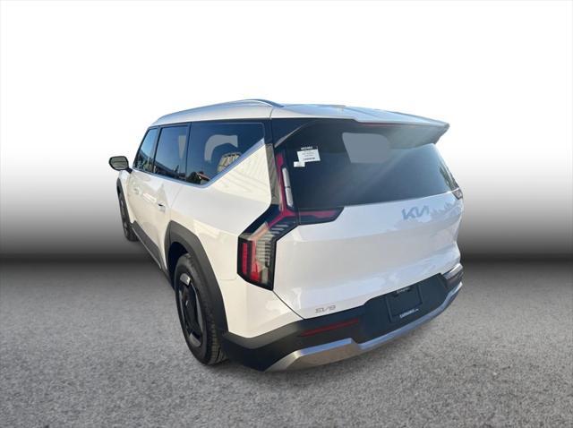 new 2025 Kia EV9 car, priced at $66,560