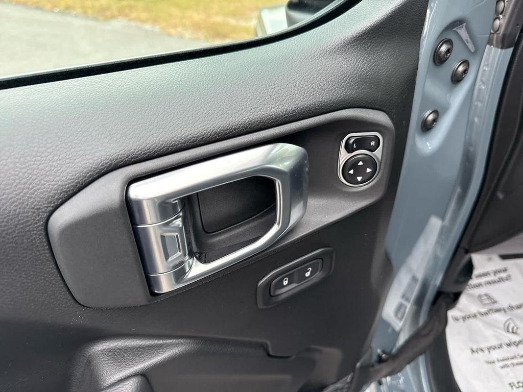 new 2026 Jeep Gladiator car, priced at $51,987