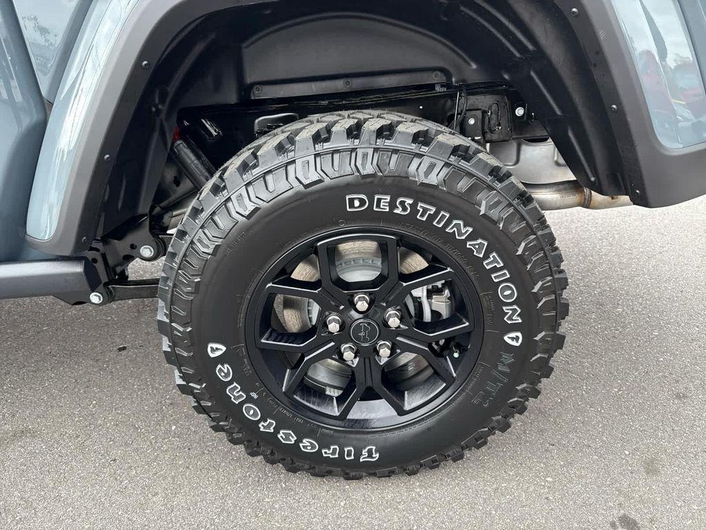 new 2026 Jeep Gladiator car, priced at $51,987