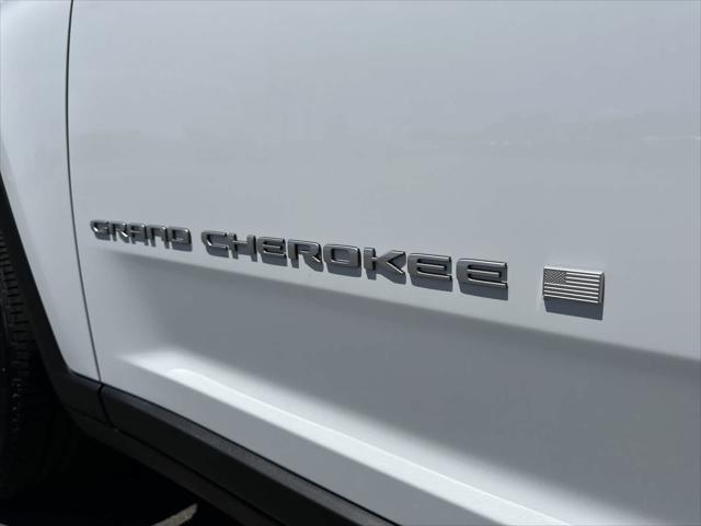 new 2024 Jeep Grand Cherokee L car, priced at $58,685