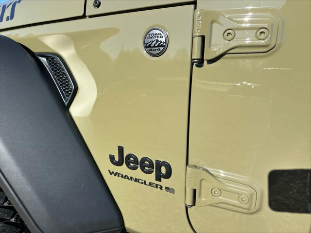 new 2025 Jeep Wrangler car, priced at $48,697