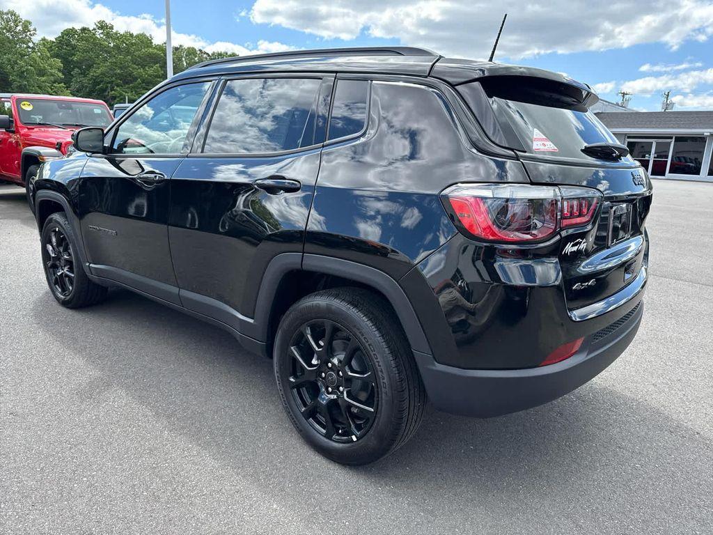 new 2025 Jeep Compass car, priced at $31,497