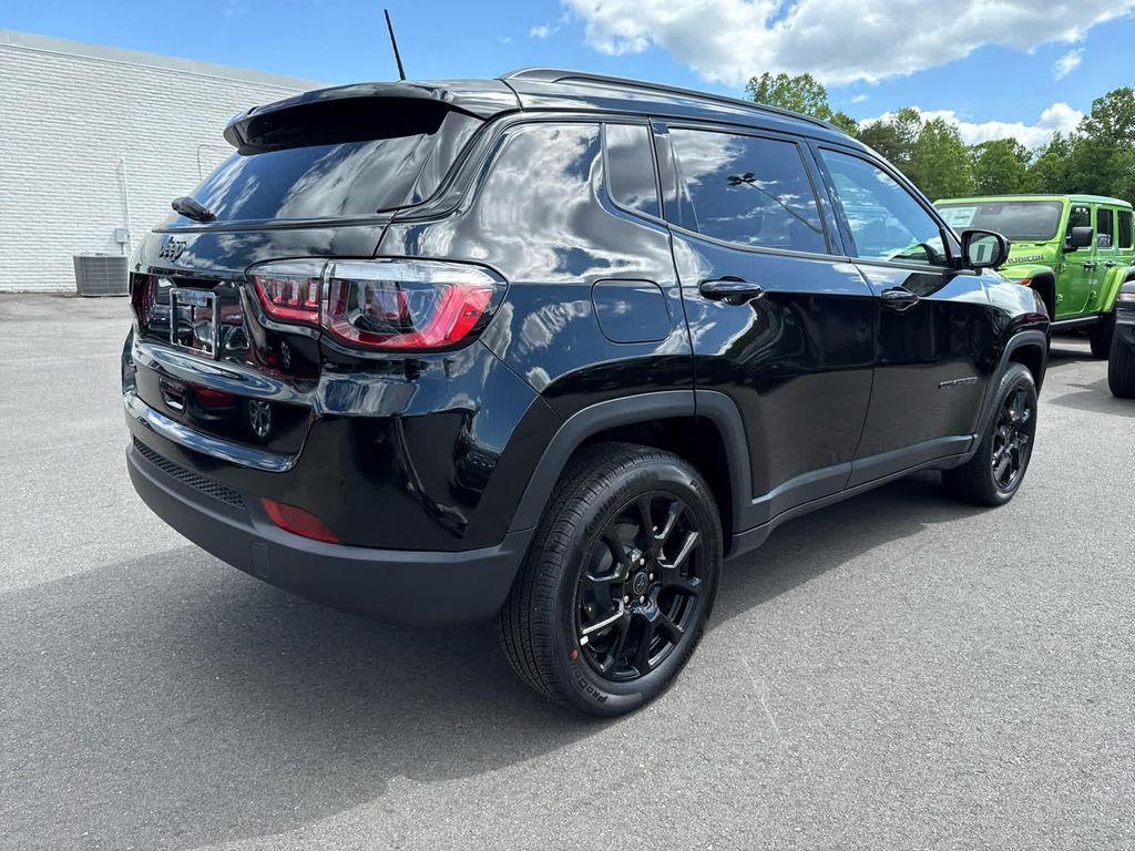 new 2025 Jeep Compass car, priced at $31,497