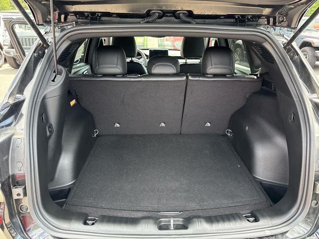new 2025 Jeep Compass car, priced at $31,497