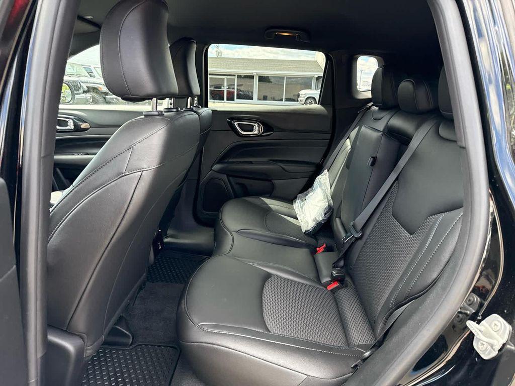 new 2025 Jeep Compass car, priced at $31,497