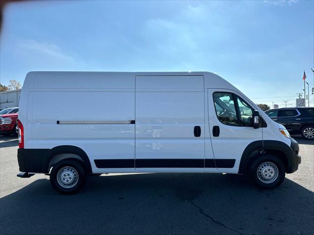 new 2024 Ram ProMaster 2500 car, priced at $50,051