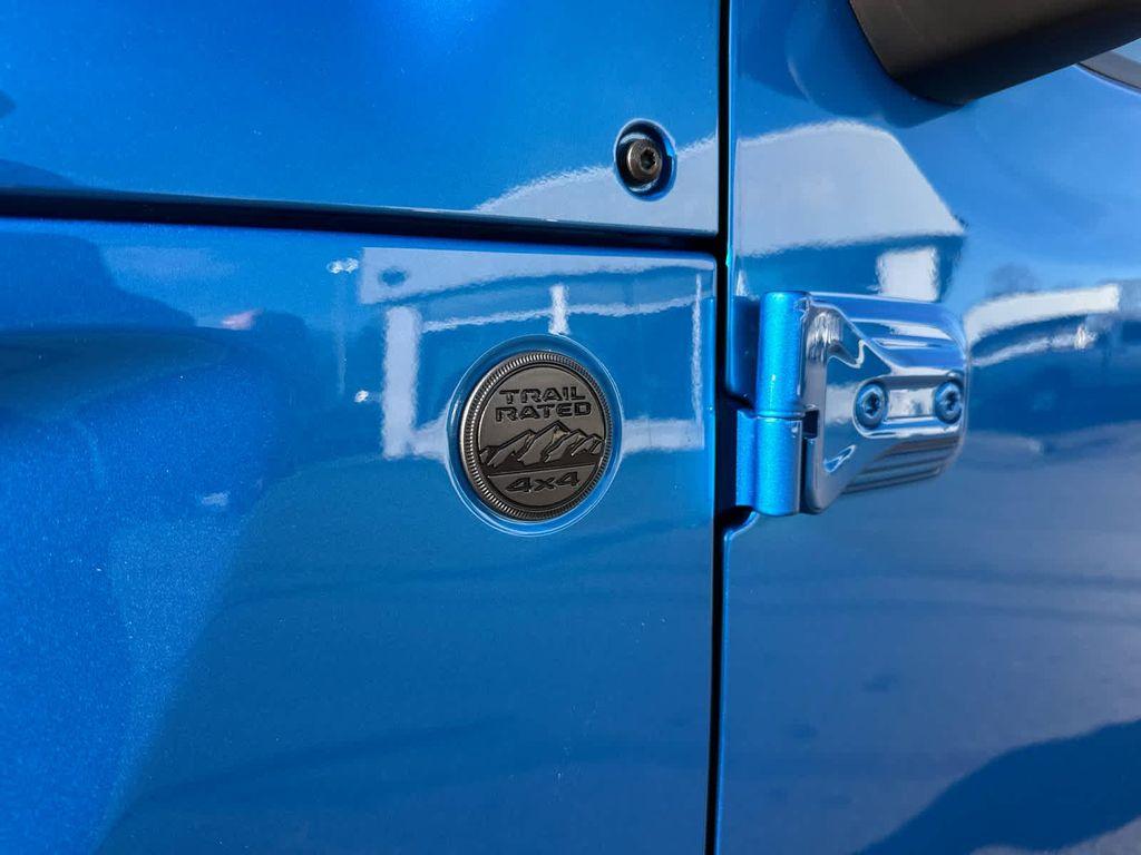 new 2026 Jeep Gladiator car, priced at $51,987