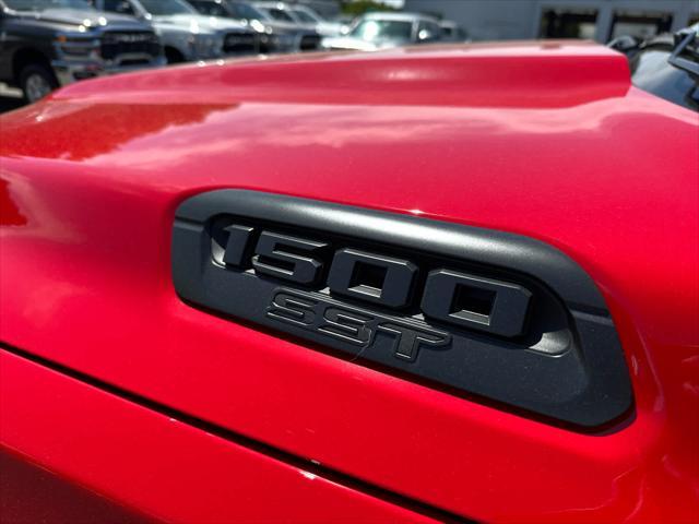 new 2025 Ram 1500 car, priced at $61,540