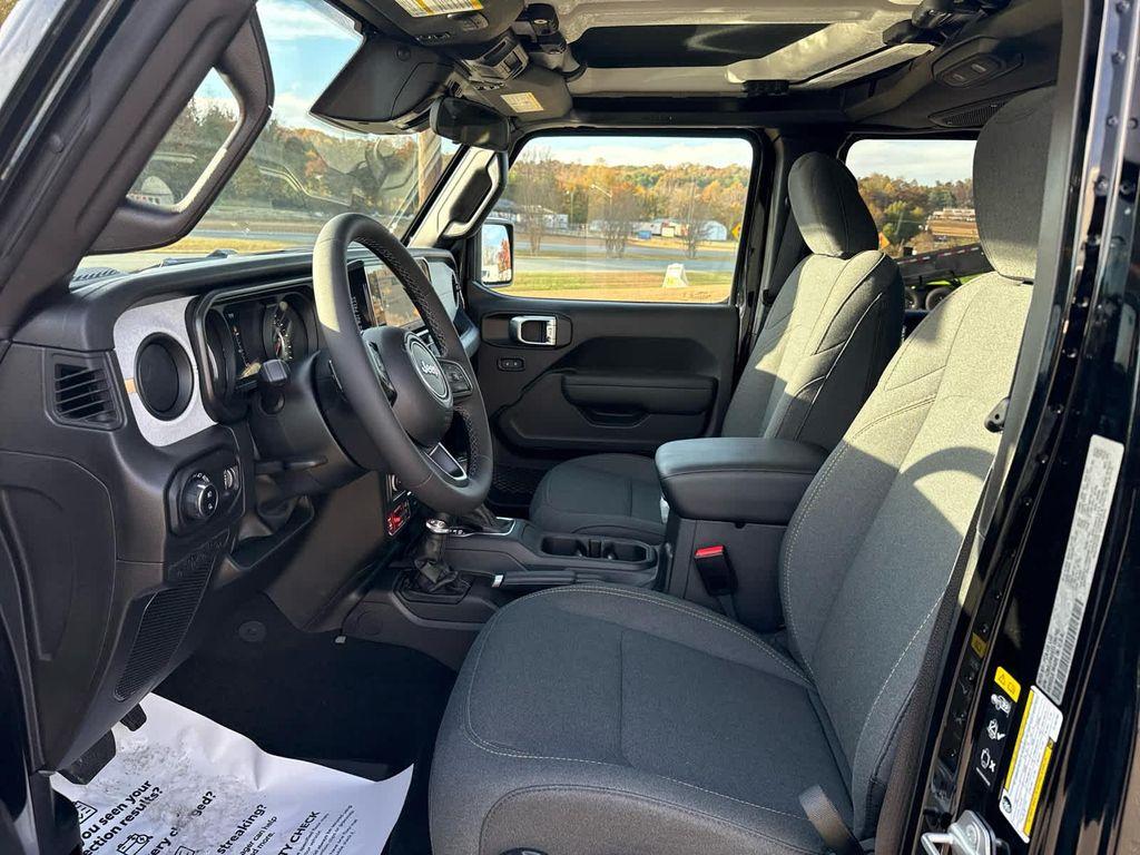 new 2026 Jeep Gladiator car, priced at $50,986