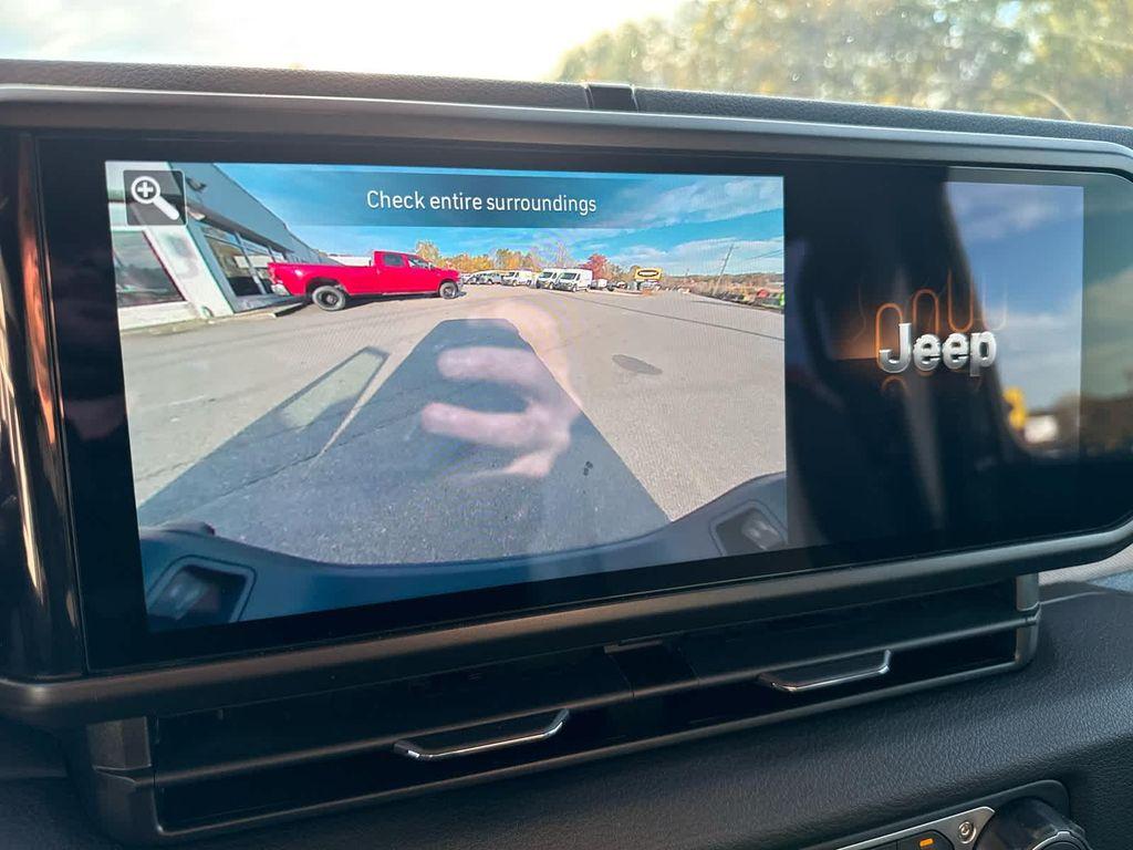 new 2026 Jeep Gladiator car, priced at $50,986