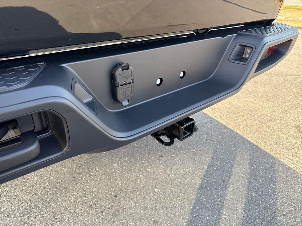 new 2026 Jeep Gladiator car, priced at $50,986