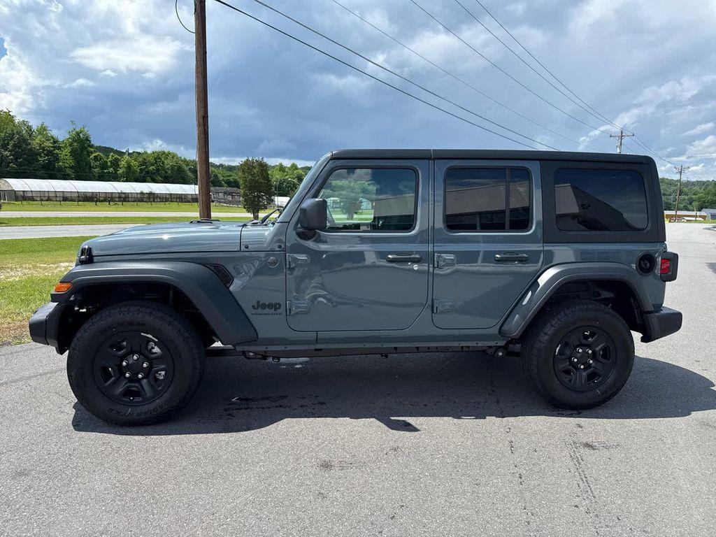 new 2025 Jeep Wrangler car, priced at $44,956