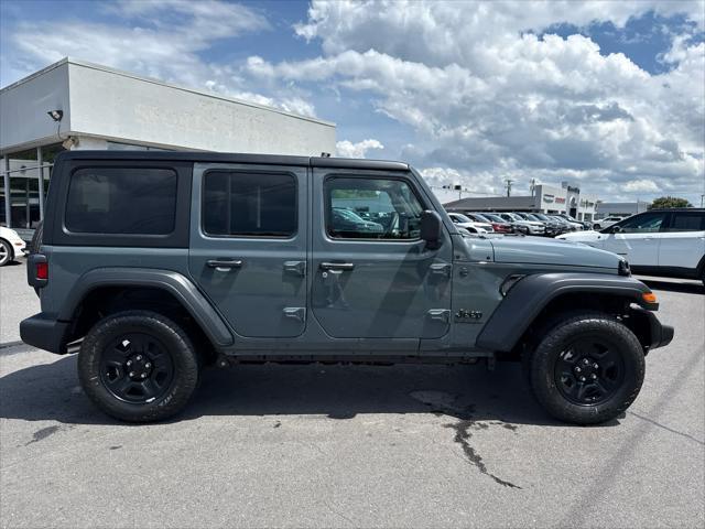 new 2025 Jeep Wrangler car, priced at $45,456