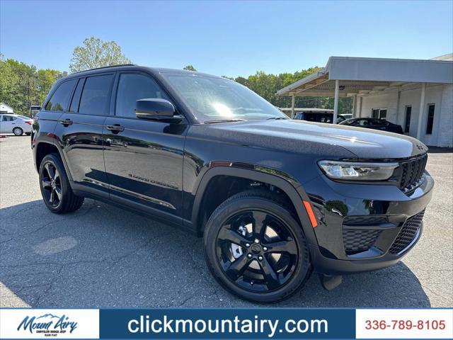 new 2024 Jeep Grand Cherokee car, priced at $49,670