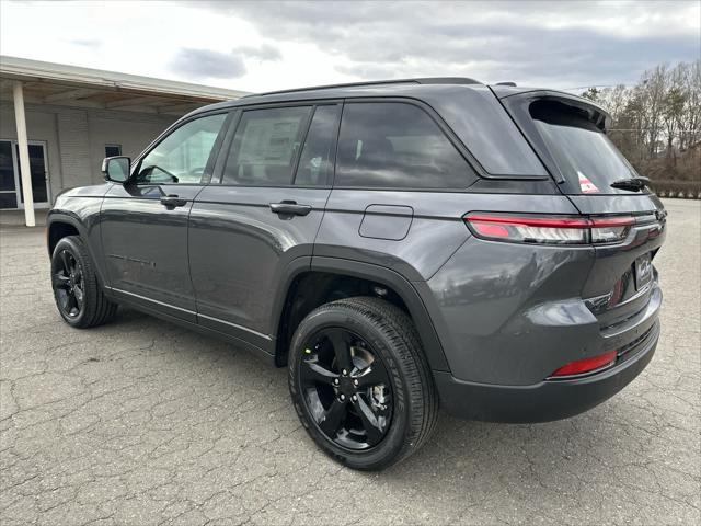 new 2025 Jeep Grand Cherokee car, priced at $43,600