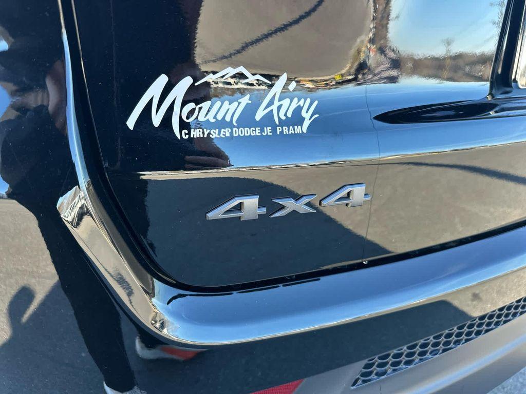 new 2025 Jeep Compass car, priced at $31,995