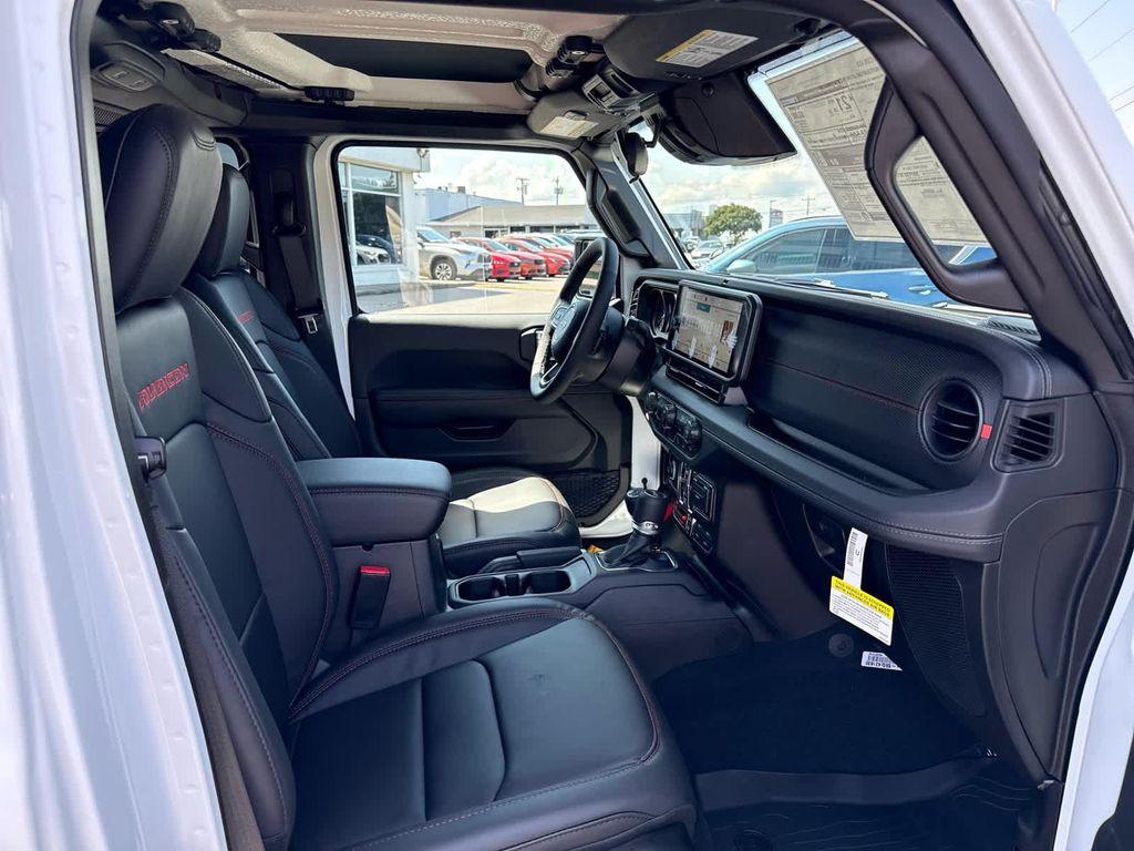 new 2025 Jeep Wrangler car, priced at $63,398