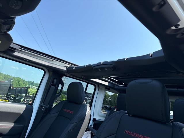 new 2025 Jeep Wrangler car, priced at $63,161