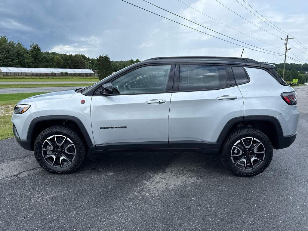 new 2025 Jeep Compass car, priced at $35,987