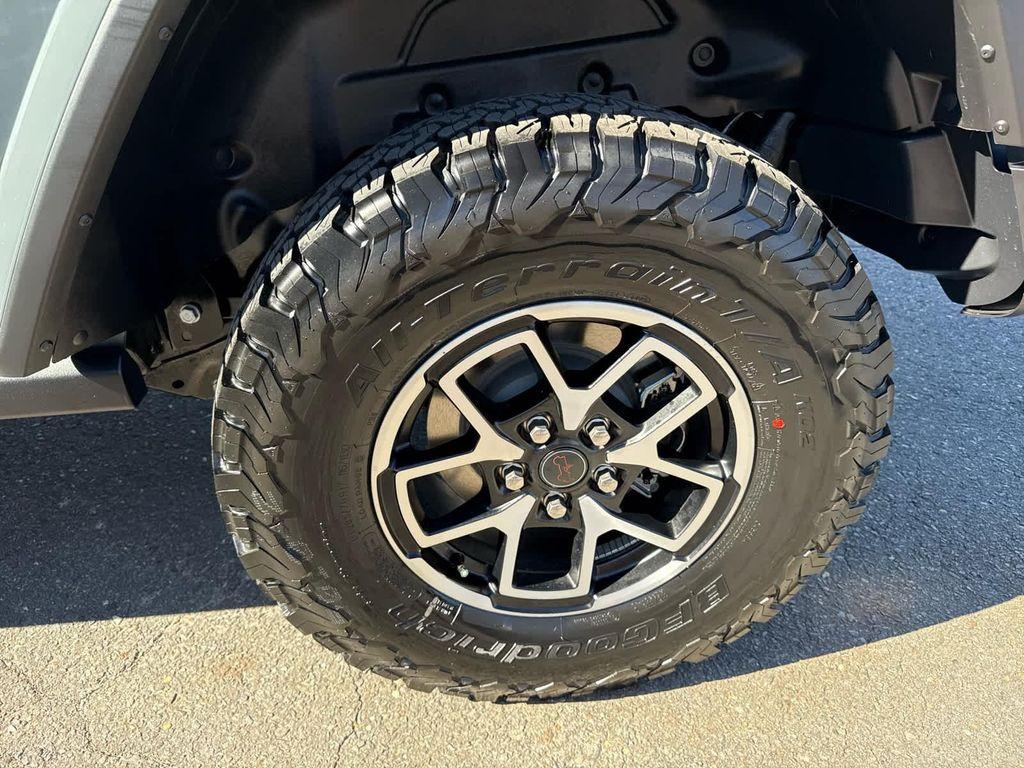 new 2026 Jeep Wrangler car, priced at $60,897