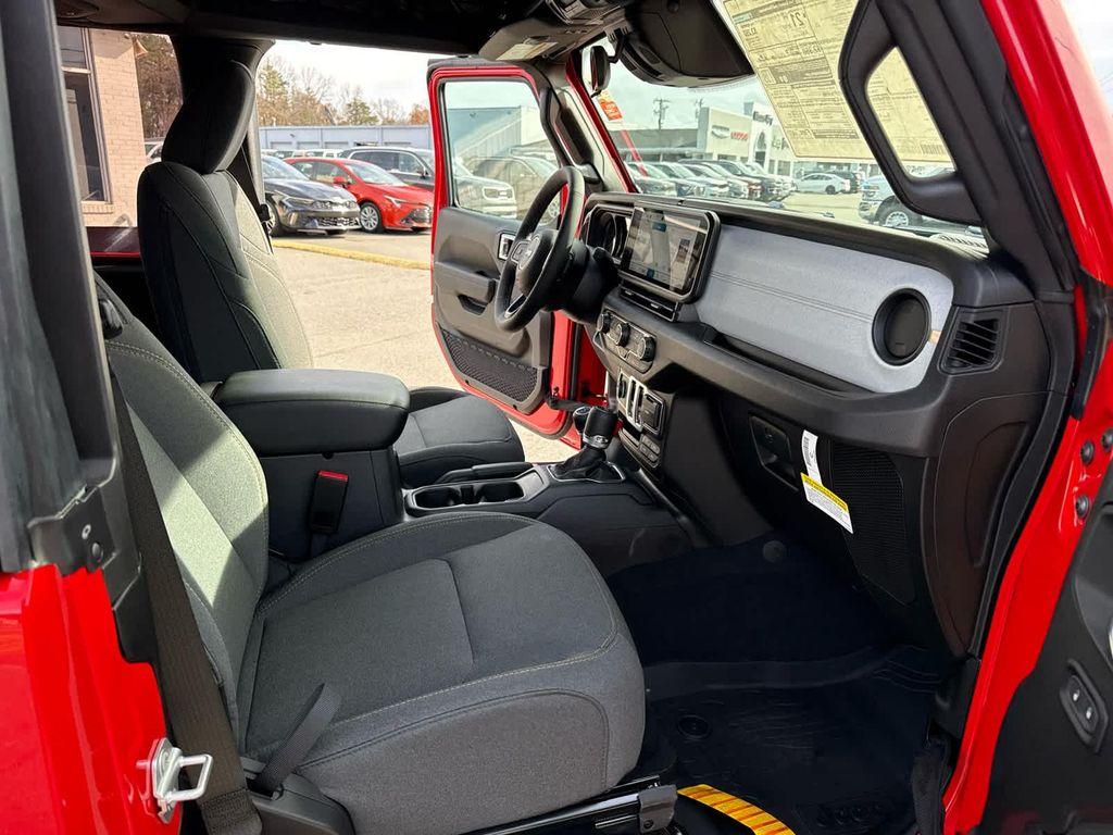 new 2026 Jeep Wrangler car, priced at $44,892