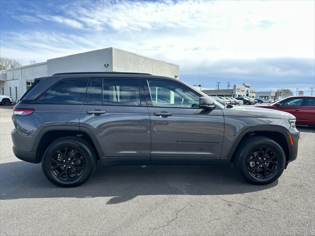 used 2024 Jeep Grand Cherokee car, priced at $36,999