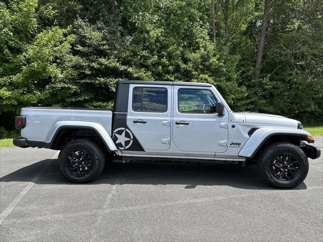 new 2023 Jeep Gladiator car, priced at $45,995