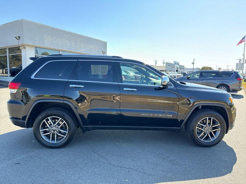 used 2021 Jeep Grand Cherokee car, priced at $23,597