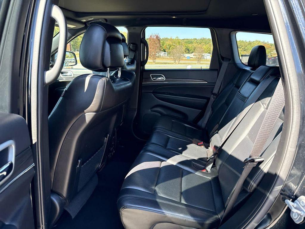 used 2021 Jeep Grand Cherokee car, priced at $23,597