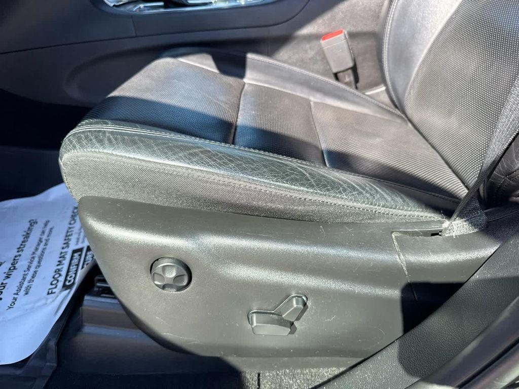 used 2021 Jeep Grand Cherokee car, priced at $23,597