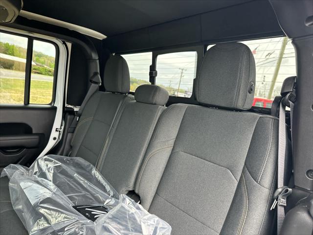 new 2025 Jeep Gladiator car, priced at $50,425