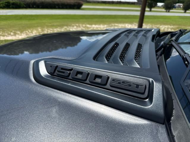new 2025 Ram 1500 car, priced at $69,660