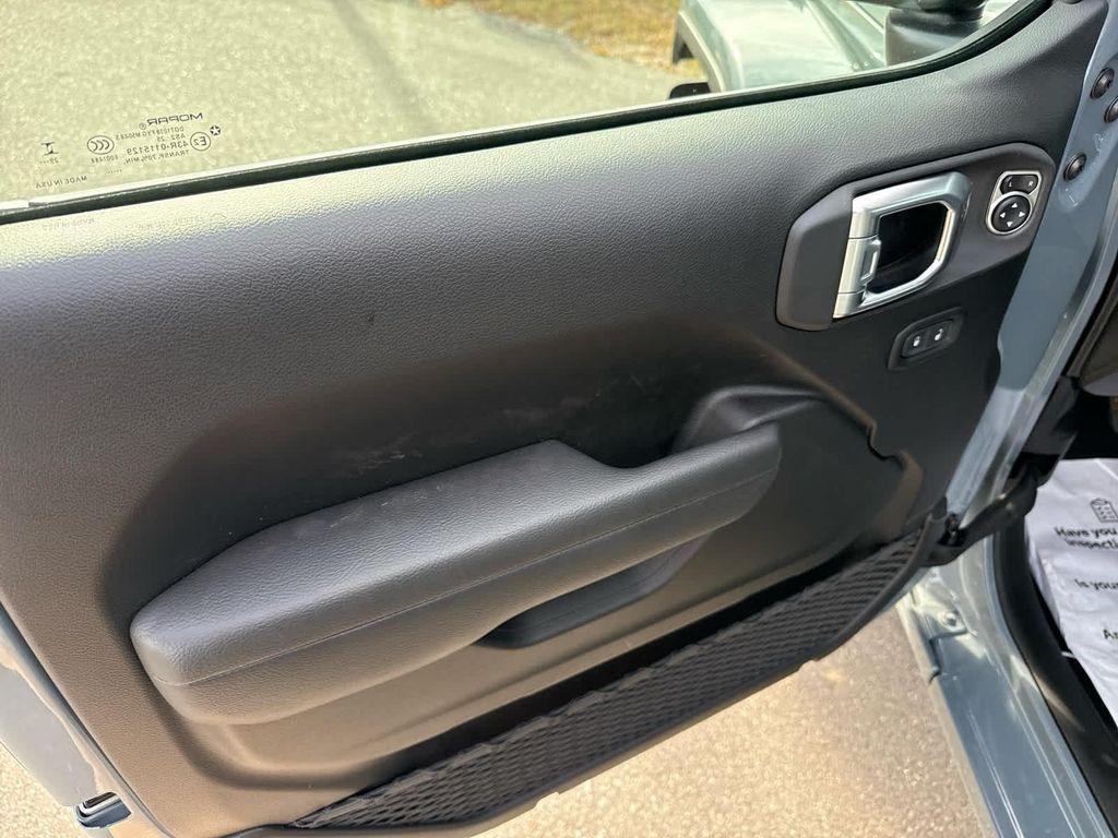 new 2026 Jeep Gladiator car, priced at $51,498