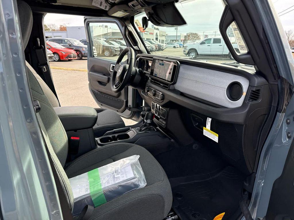 new 2026 Jeep Gladiator car, priced at $51,498