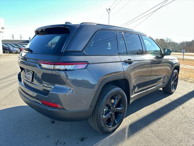 new 2025 Jeep Grand Cherokee car, priced at $51,762