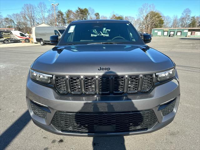 new 2025 Jeep Grand Cherokee car, priced at $51,762