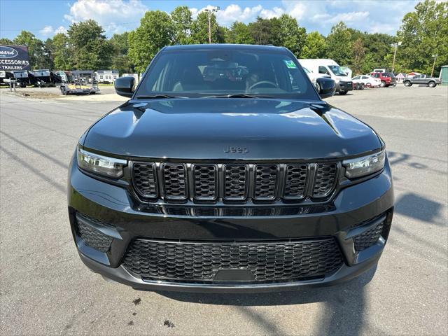 new 2024 Jeep Grand Cherokee car, priced at $45,233