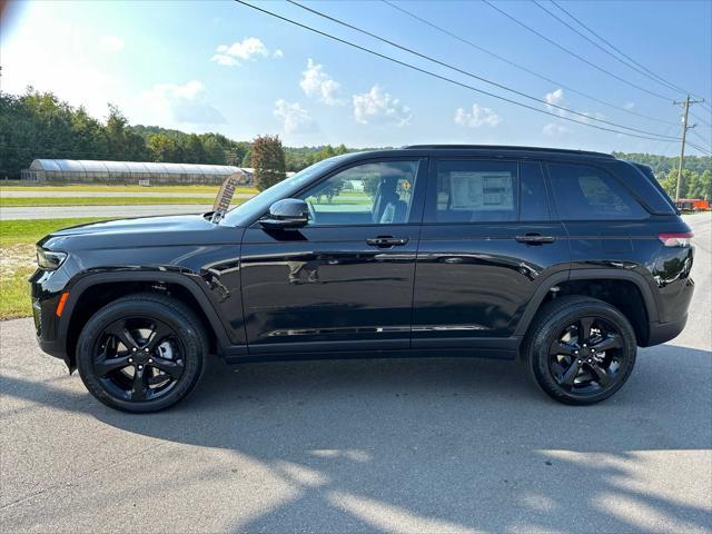 new 2024 Jeep Grand Cherokee car, priced at $45,233