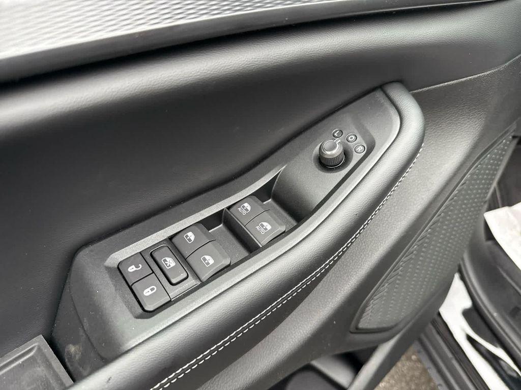 new 2025 Jeep Grand Cherokee car, priced at $45,797