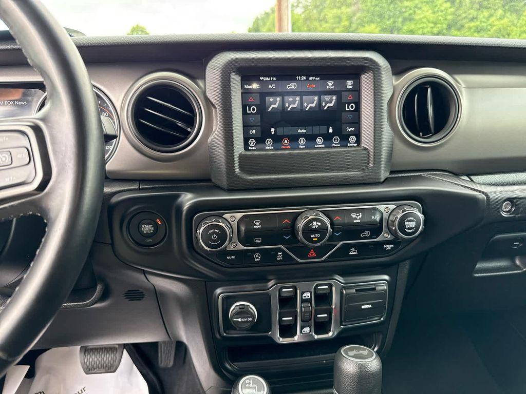 used 2021 Jeep Wrangler Unlimited car, priced at $32,997