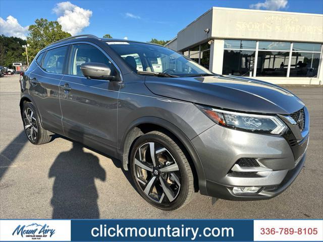 used 2022 Nissan Rogue Sport car, priced at $25,997