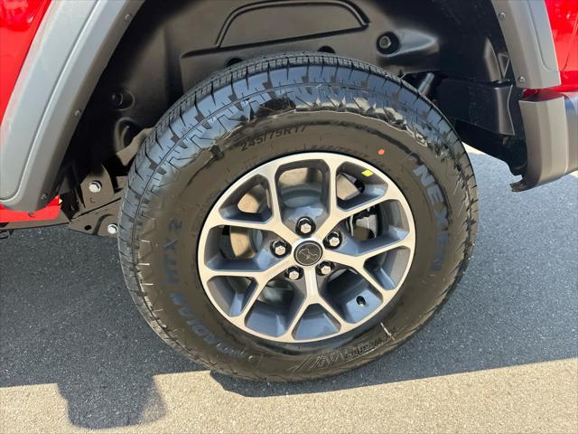 new 2025 Jeep Wrangler car, priced at $43,450